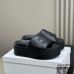 셀린느 힐 샌들 슬리퍼