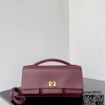 발렌시아가 여성 벨 에어 스몰 클러치 온 스트랩 다크