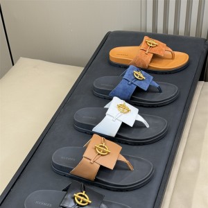 에르메스  샌들 슬리퍼