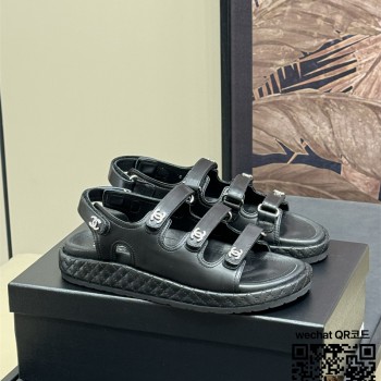 샤넬 힐 샌들 슬리퍼