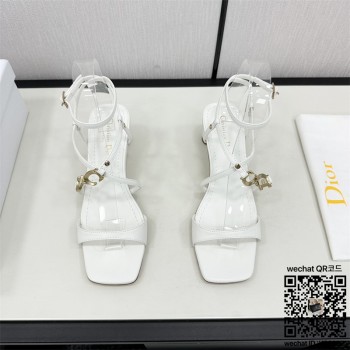 디올 힐 샌들 슬리퍼