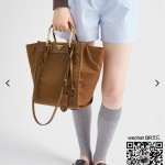 프라다 나일론과 미디움 토트백 1BG578