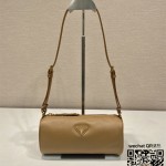프라다 PRADA 미디엄 가죽 숄더백 1NE058A 1BC239