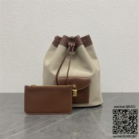 로로피아나 버킷백