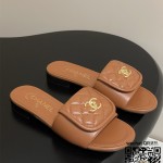 샤넬 힐 샌들 슬리퍼