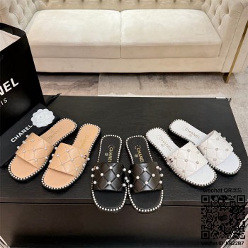 샤넬 힐 샌들 슬리퍼