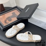 샤넬 힐 샌들 슬리퍼