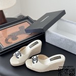 샤넬 힐 샌들 슬리퍼