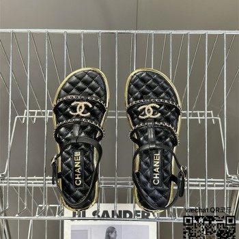 샤넬 힐 샌들 슬리퍼