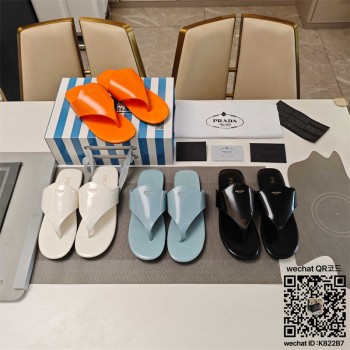 프라다  힐 샌들 슬리퍼