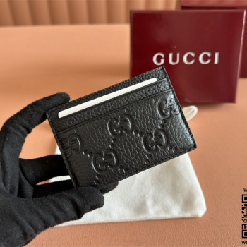 구찌 GG 엠블럼 카드 지갑