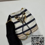 프라다 스트라이프 패브릭 미니 파우치 1NR016