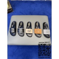 발렌티노 샌들 슬리퍼