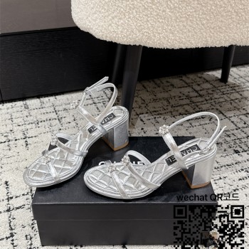 샤넬 힐 샌들 슬리퍼