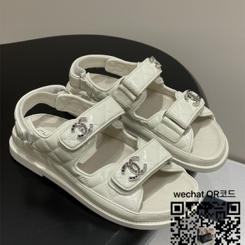 샤넬 힐 샌들 슬리퍼