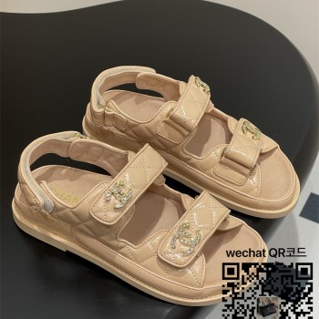 샤넬 힐 샌들 슬리퍼