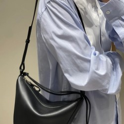 로에베 호보백