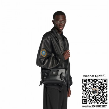 발렌시아가 메신저백