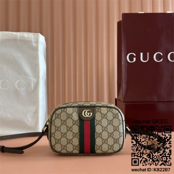 구찌 미니 GG 더플백 859975
