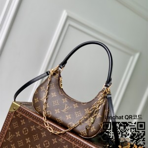 루이비통 캐치 PM 호보백  M25223