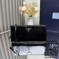 프라다 장지갑 1MB051