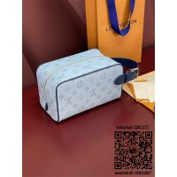 루이비통 락커 돕 키트 토일레트리 모노그램 스트랩 파우치백 M14839