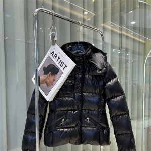 몽클레어 패딩 여성용