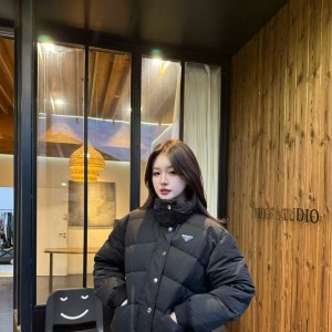 프라다 패딩 여성용