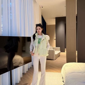 몽클레어 패딩 조끼