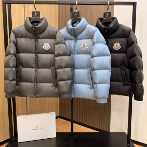 몽클레어 치탈라 시리즈 패딩 90%거위털