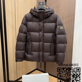 버버리 패딩 남여공용 90%거위털