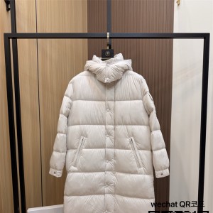 몽클레어 롱패딩 90%거위털 남성