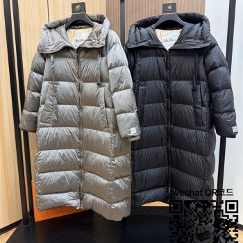 몽클레어 롱 패딩 90%거위털