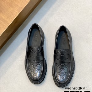 구찌 가죽 로퍼 구두