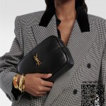 생로랑 칼립소 패디드 클러치 파우치백 765026 21cm