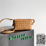 보테가베네타 BV 루프 미니 크로스백 723547