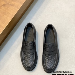 구찌 가죽 로퍼 구두