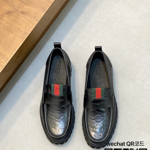 구찌 가죽 로퍼 구두