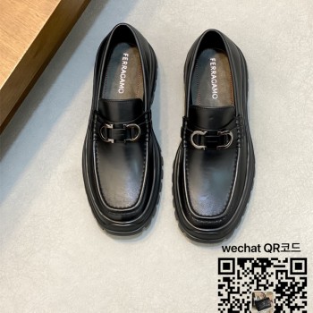 발렌티노 로퍼 구두