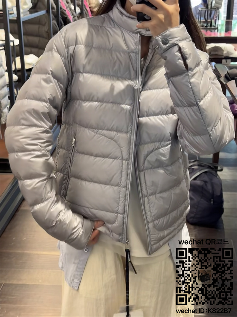 몽클레어 남여공용 패딩 90% 오리털
