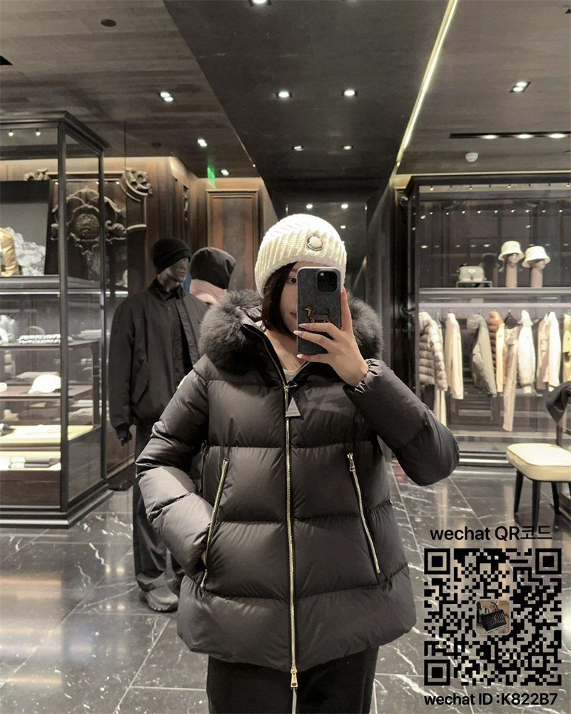 몽클레어 여성 패딩 90%거위털
