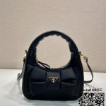 프라다 리나일론 호보백 1BC241