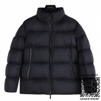 몽클레어 패딩 남여공용 90%거위털