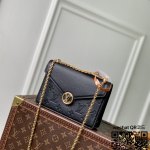 루이비통 온 체인 크로스백 M13569