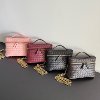 보테가 베네타 여성 베니티 스몰 체인 크로스백 843800