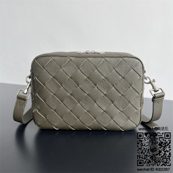 보테가베네타 미디엄 인트레치아토 카메라 백 크로스바디 백 755925