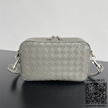 보테가베네타 남성 스몰 인트레치아토 카메라 백 755923