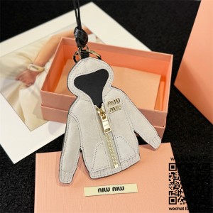 미우미우 백 참