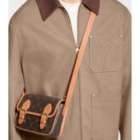 루이비통 사첼 웨어러블 월릿 모노그램 M26805