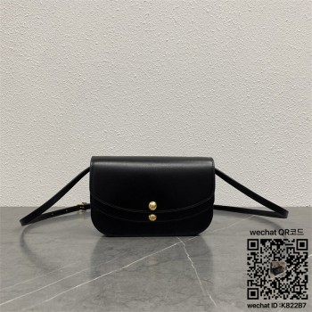 셀린느 신상 크로스백  110688